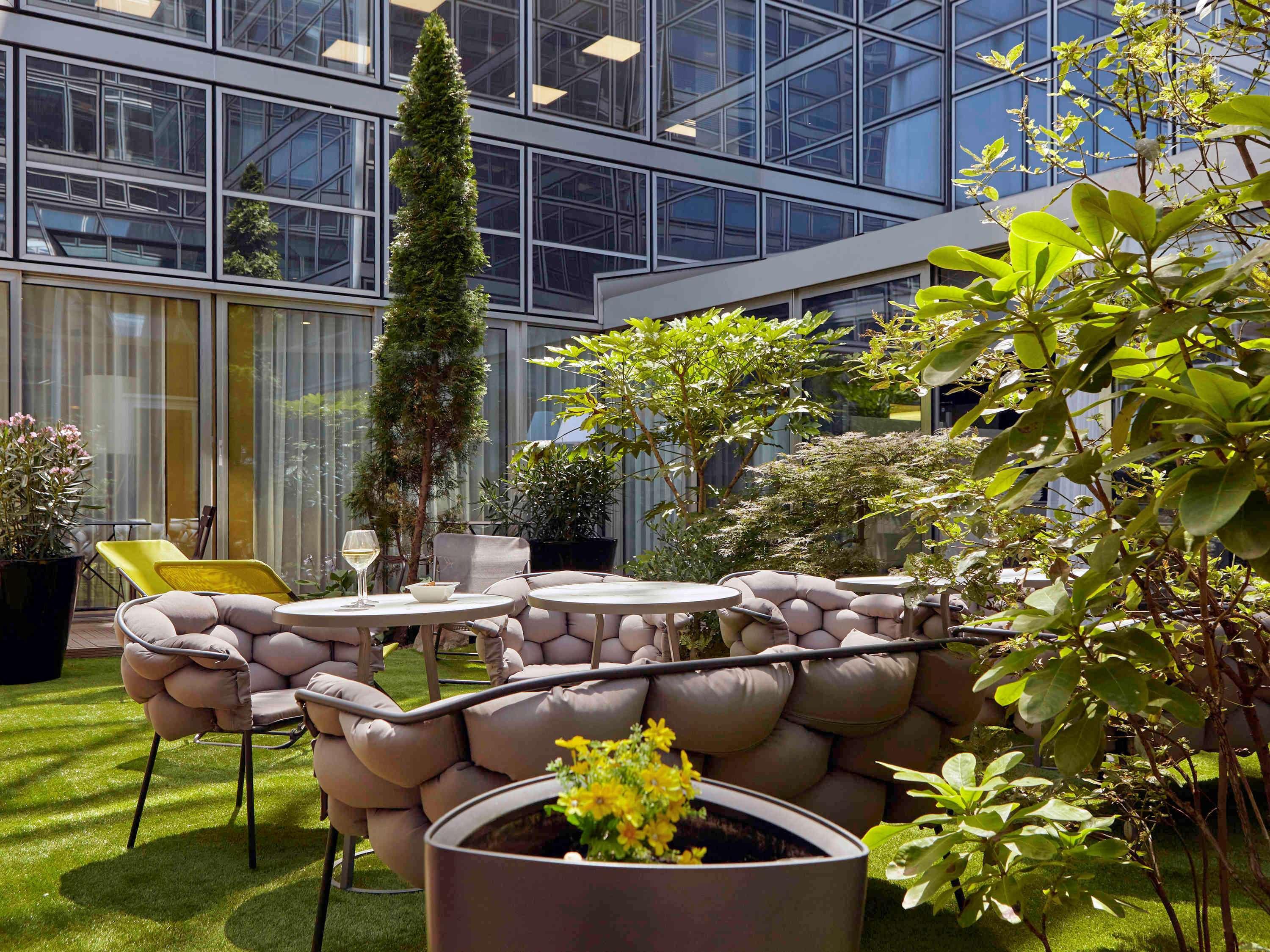 Mercure Paris La Defense Grande Arche Nanterre Exteriör bild