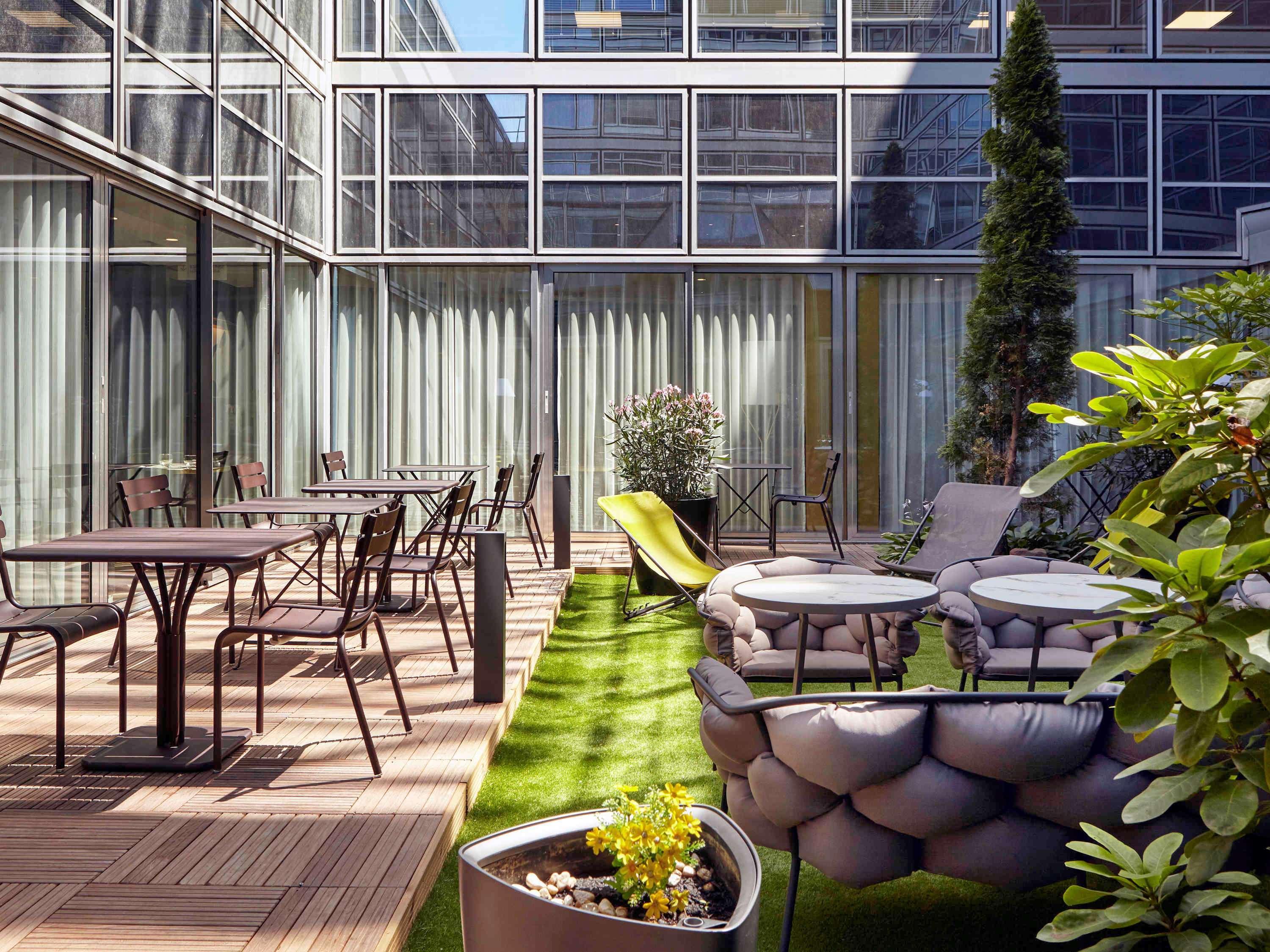Mercure Paris La Defense Grande Arche Nanterre Exteriör bild