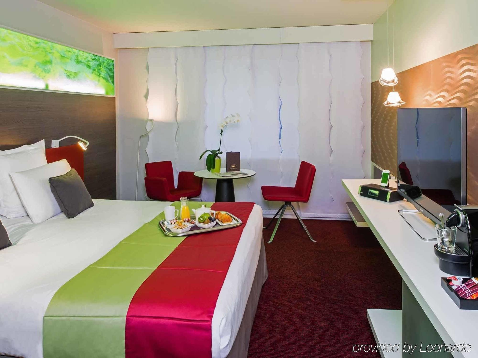 Mercure Paris La Defense Grande Arche Nanterre Exteriör bild