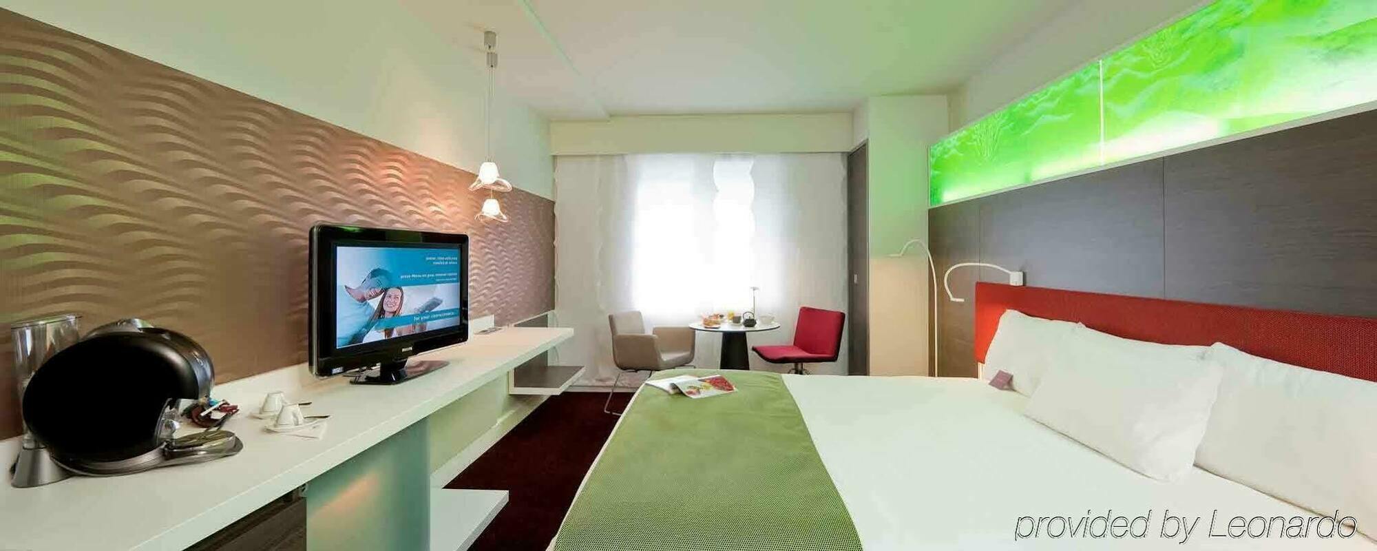 Mercure Paris La Defense Grande Arche Nanterre Rum bild